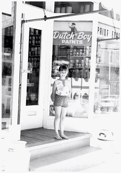 File:Debbie Humerick on West Potomac Street.jpg