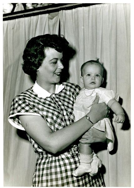 File:Bertha Best Haller with baby daughter Rae.jpg