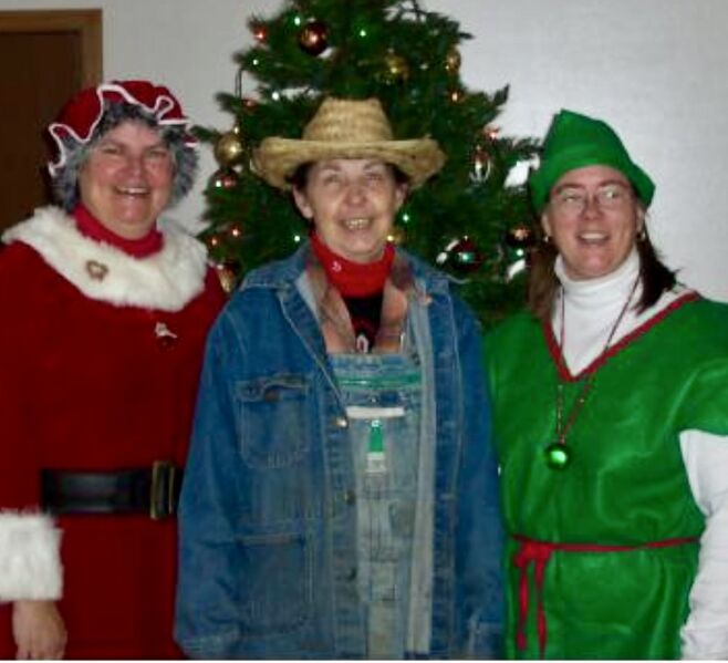 File:Brunswick Senior Center Christmas Celebration.jpeg